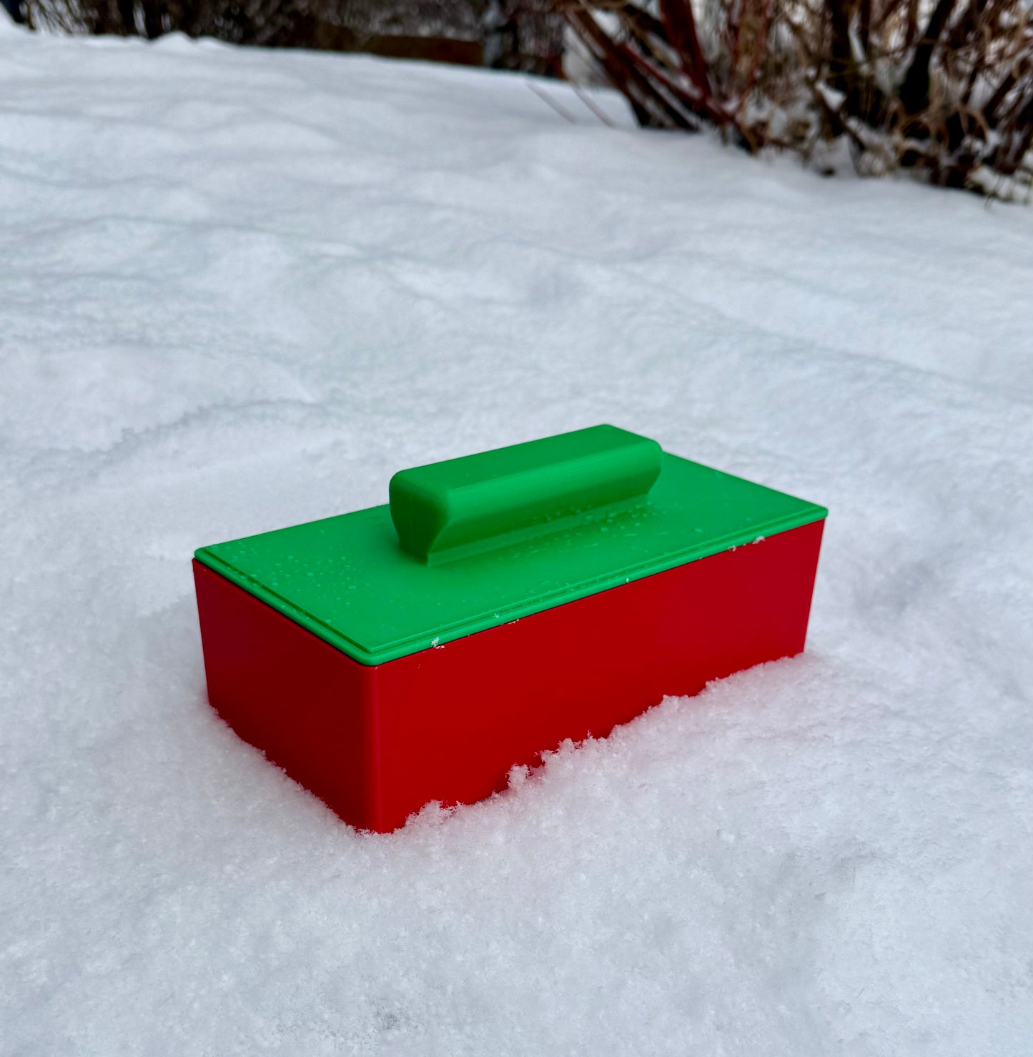 Schneeziegel-Form für Kinder – Iglu & Schneebauten einfach selbst machen